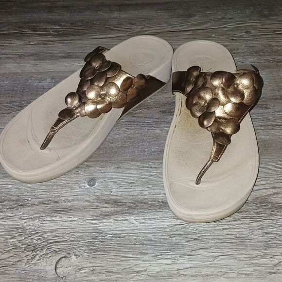 Fitflop fleur florla metallic thing wedge sandals  flip flops  Sz 11  EUC - Picture 2 of 8